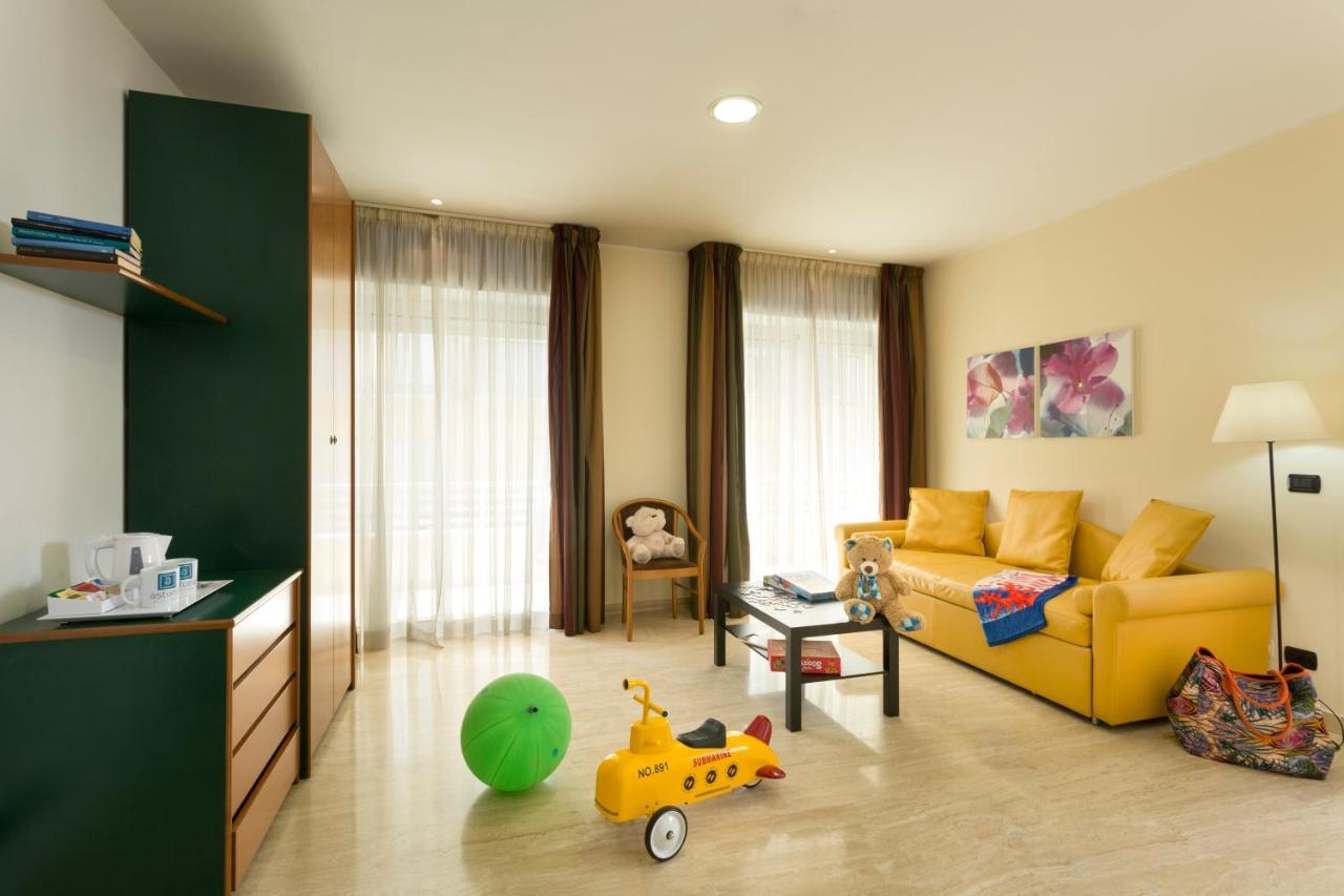 Astoria Suite Hotel Rimini Esterno foto