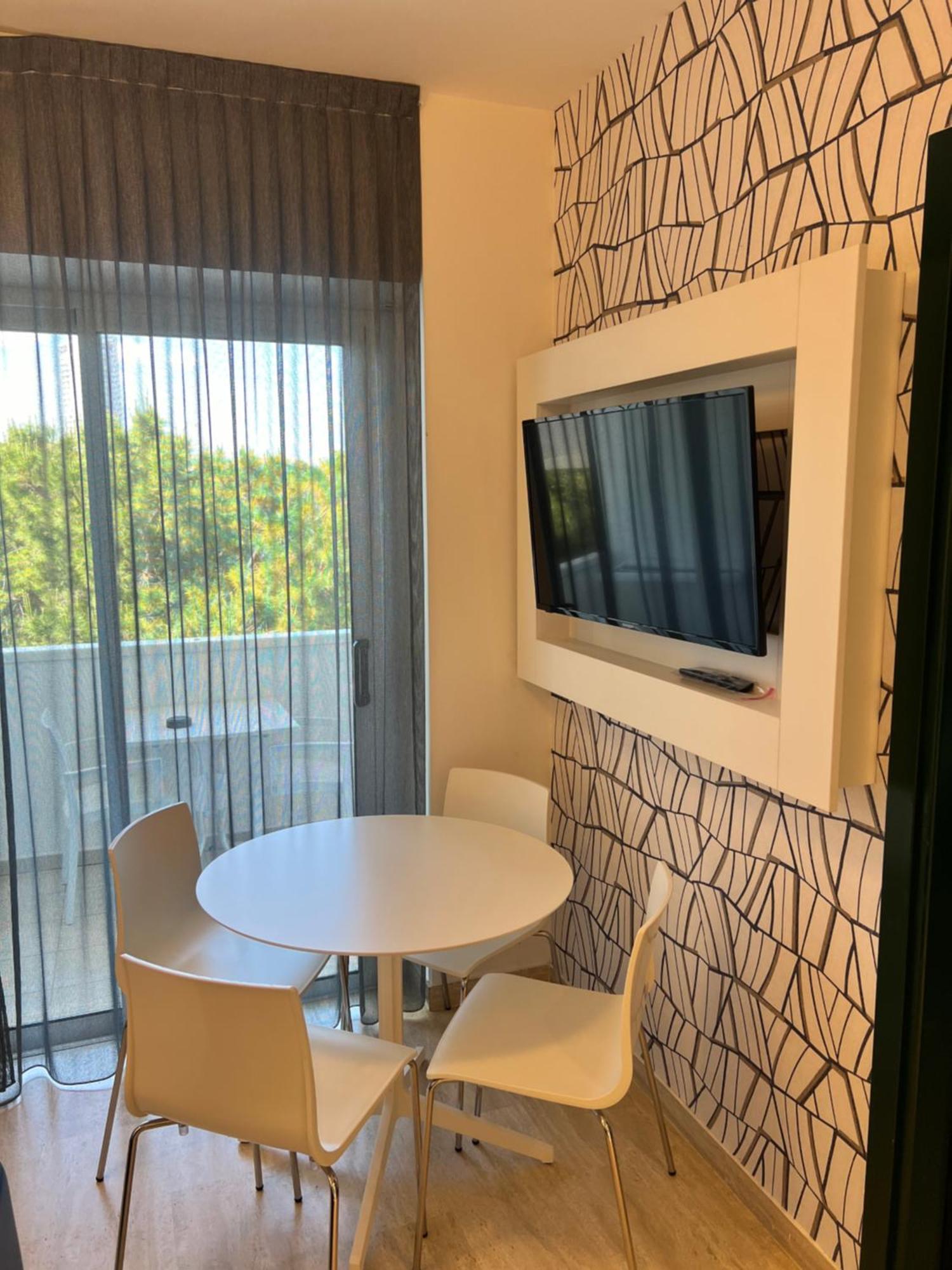 Astoria Suite Hotel Rimini Esterno foto