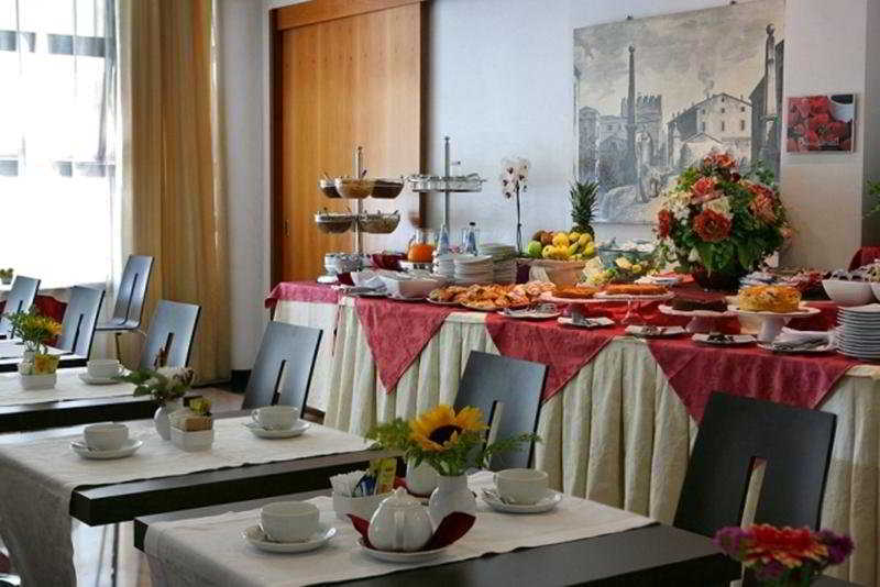 Astoria Suite Hotel Rimini Esterno foto