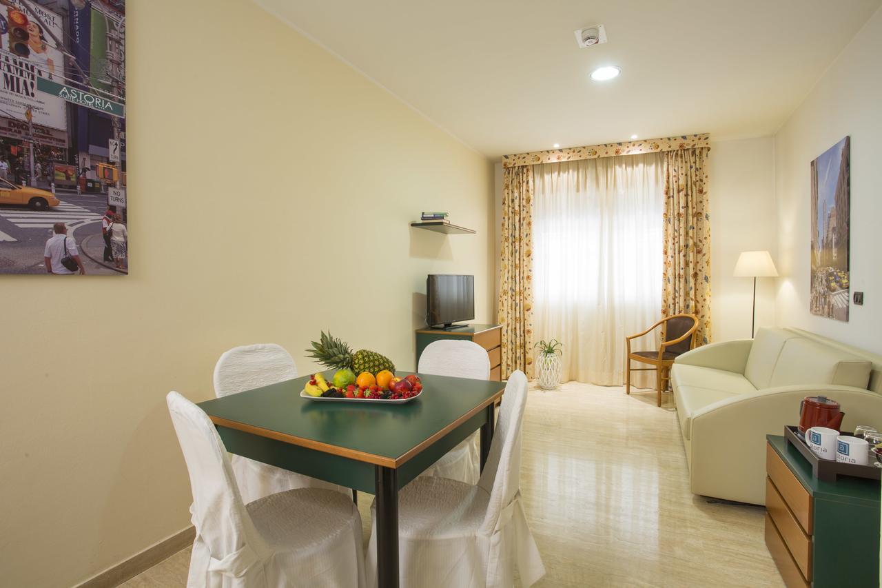 Astoria Suite Hotel Rimini Esterno foto
